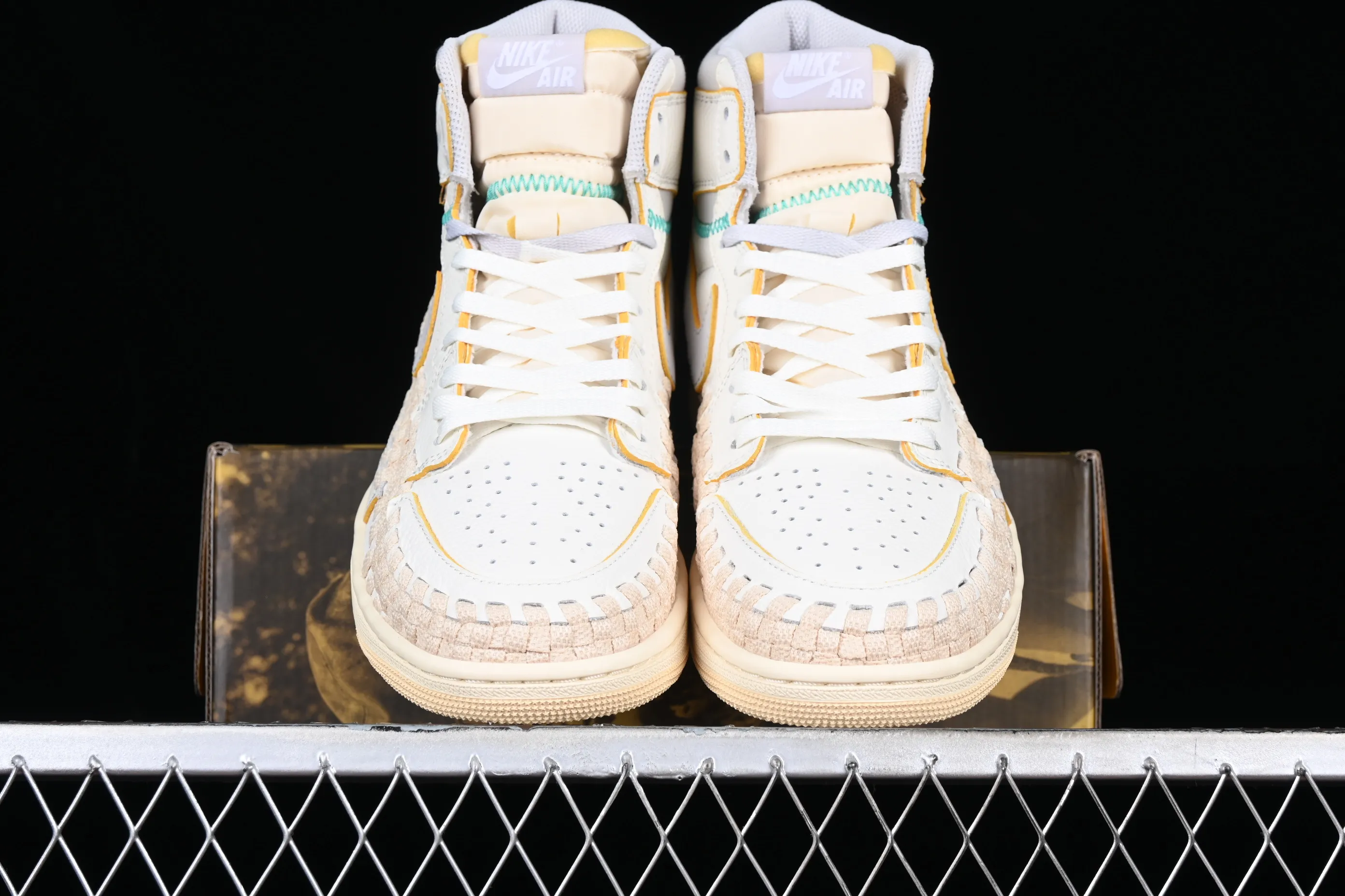 All categories Air Jordan Jordan series basketball shoes Air Jordan 1 High LW version Union x Air Jordan 1 High OG "Woven" AJ1 Joe 1 joint model woven high-top basketball shoes FD2565-100
